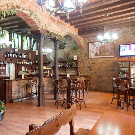 Hostal Virgen De La Encina Ponferrada Eksteriør bilde