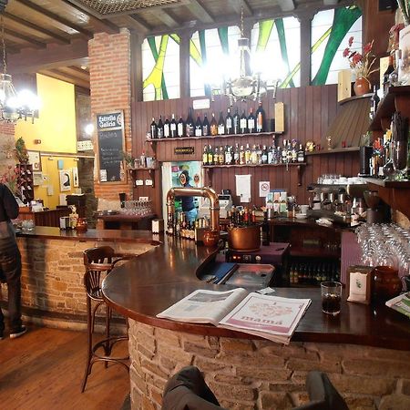 Hostal Virgen De La Encina Ponferrada Eksteriør bilde