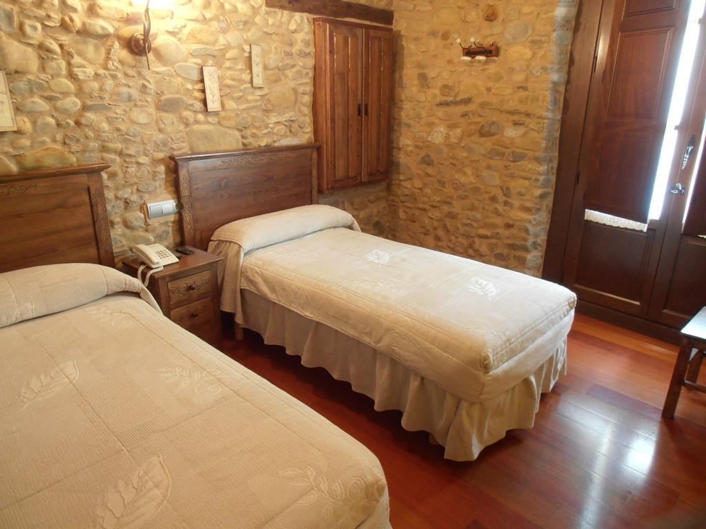 Hostal Virgen De La Encina Ponferrada Rom bilde