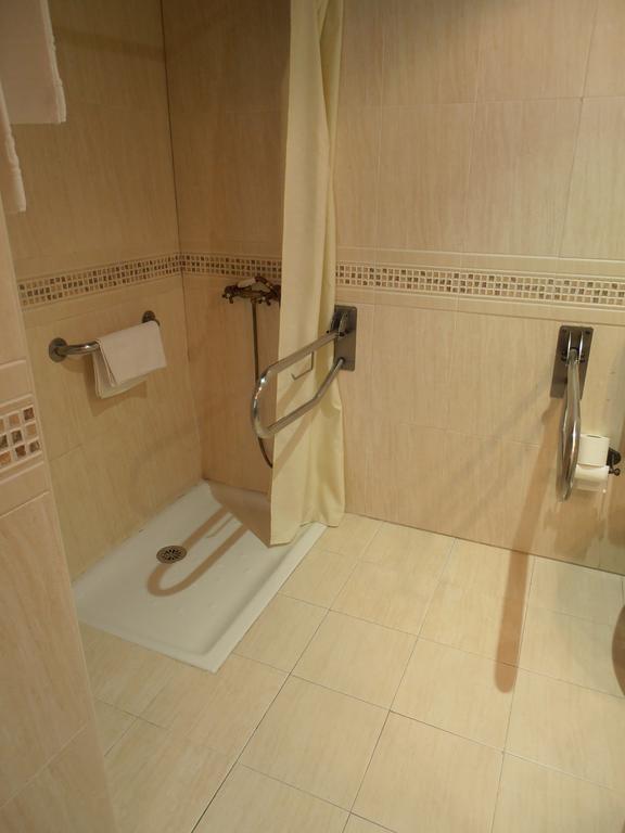 Hostal Virgen De La Encina Ponferrada Rom bilde