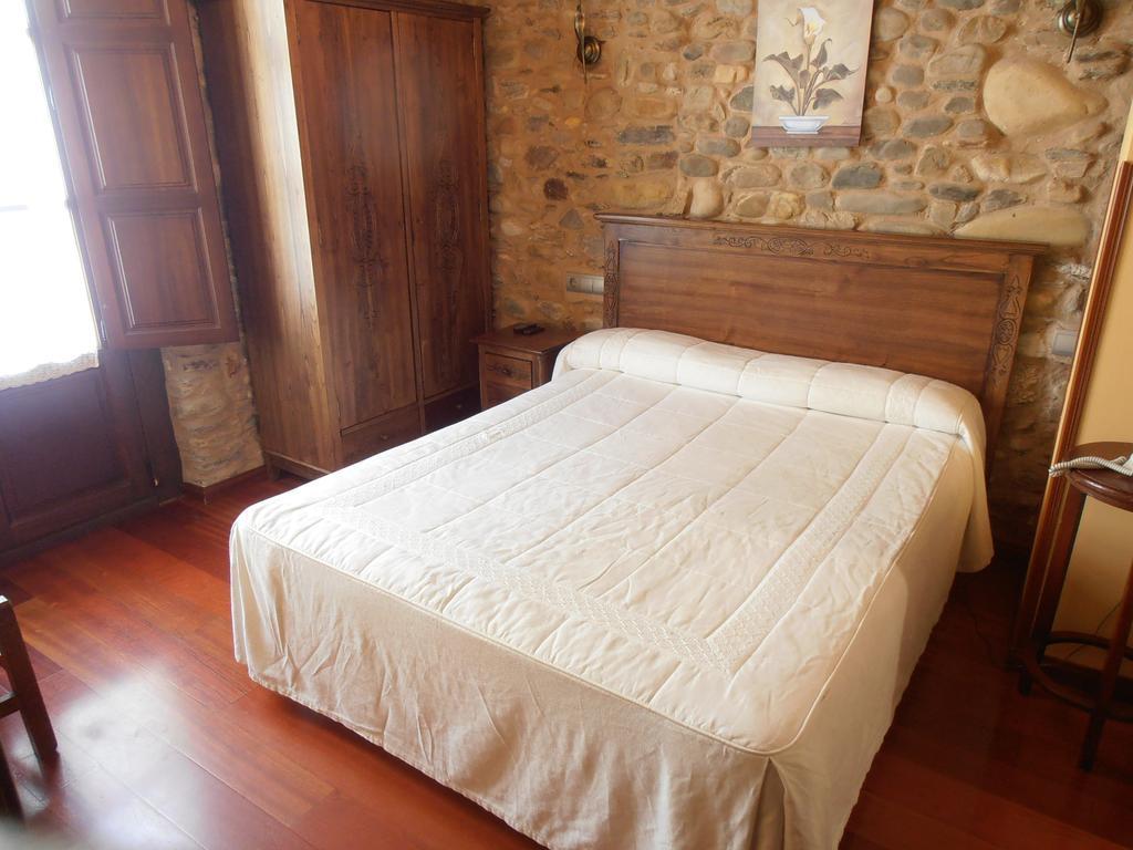 Hostal Virgen De La Encina Ponferrada Rom bilde