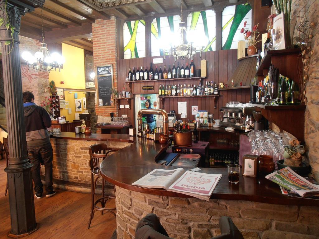Hostal Virgen De La Encina Ponferrada Eksteriør bilde