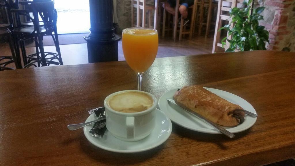 Hostal Virgen De La Encina Ponferrada Eksteriør bilde