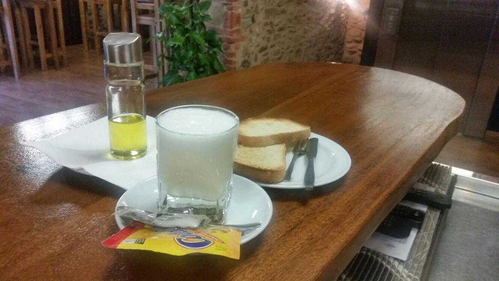 Hostal Virgen De La Encina Ponferrada Eksteriør bilde